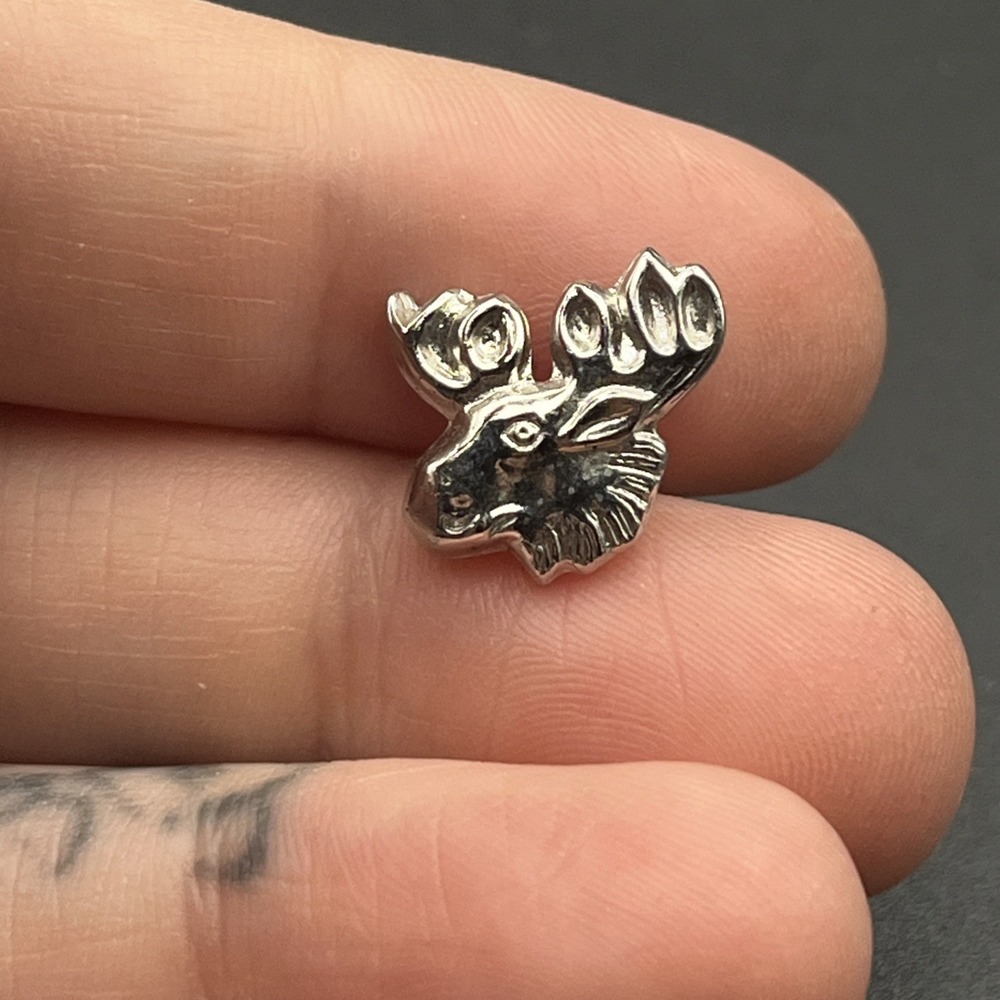 Moose Head Animal Silver Tone Tiny Lapel Hat‎ Pin